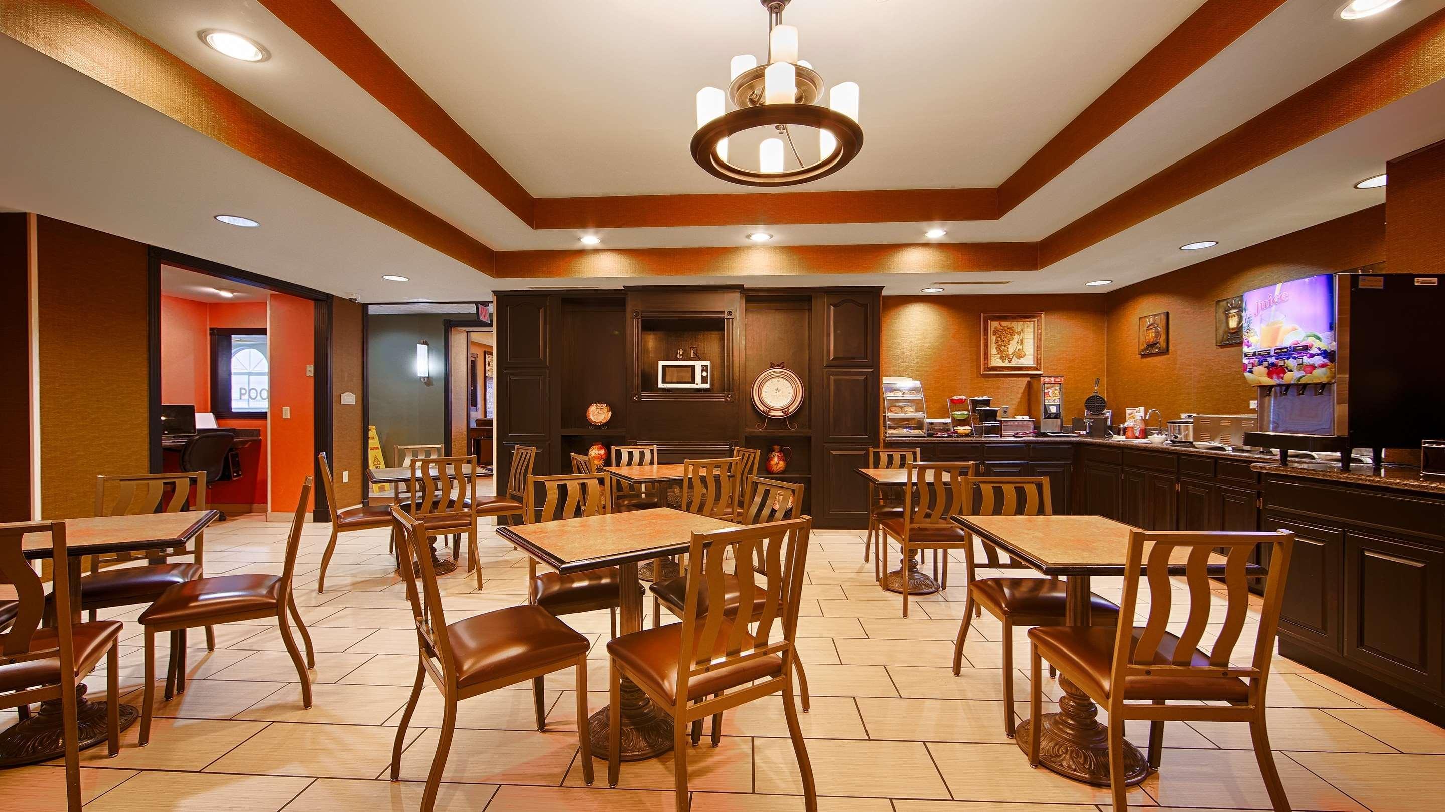 Best Western Plus Searcy Inn Екстер'єр фото